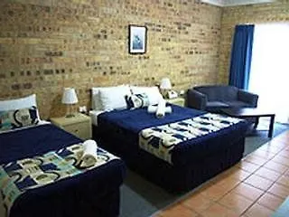Emeraldene Inn & Eco-Lodge Hervey Bay Lodge