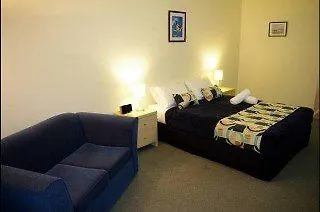 Lodge Emeraldene Inn & Eco-Lodge Hervey Bay Australia